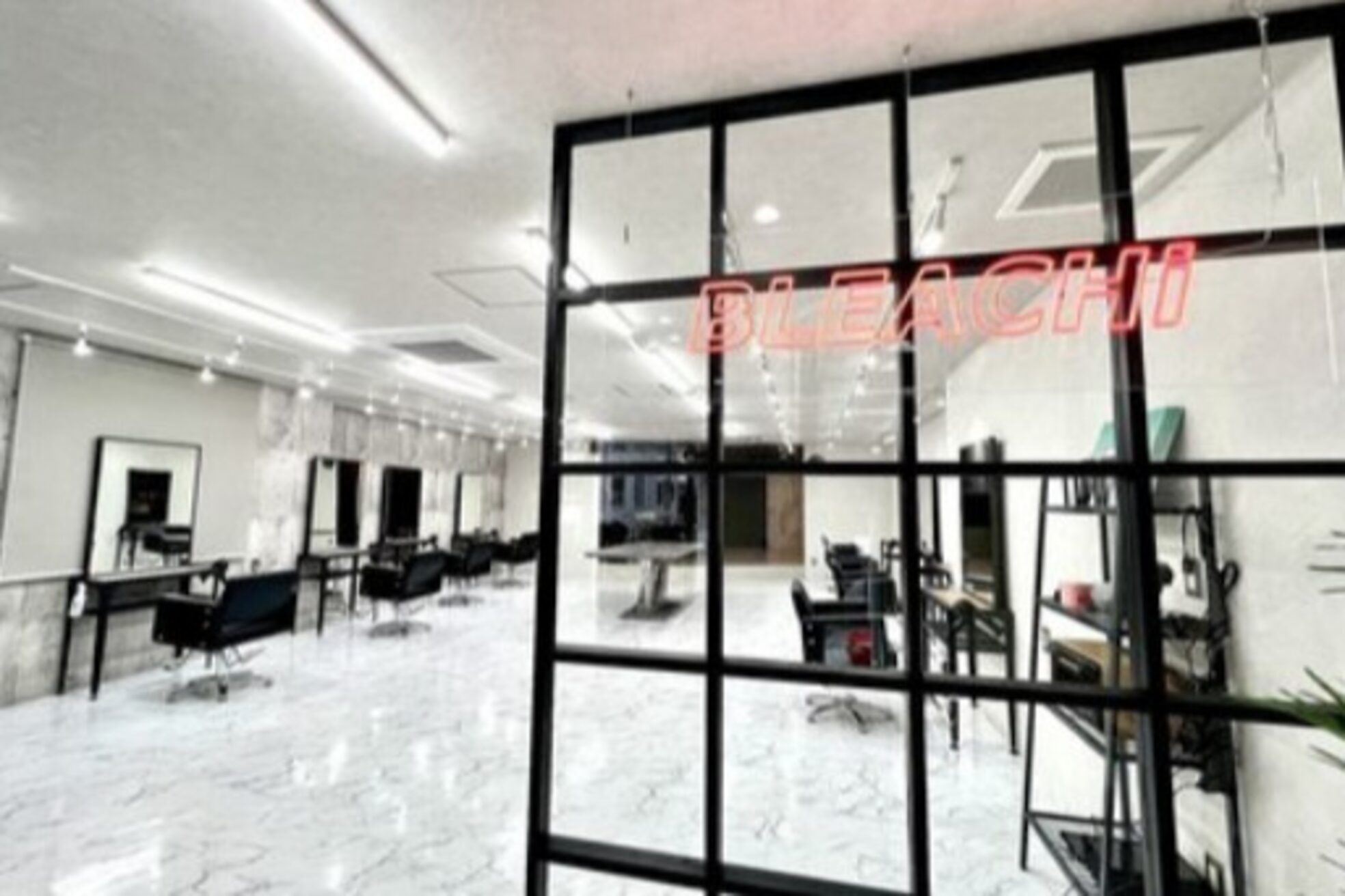 ブリーチ 麻生店(BLEACHi)1