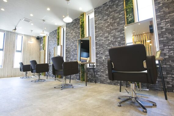 アグ ヘアー グラント 大田原店(Agu hair grant)