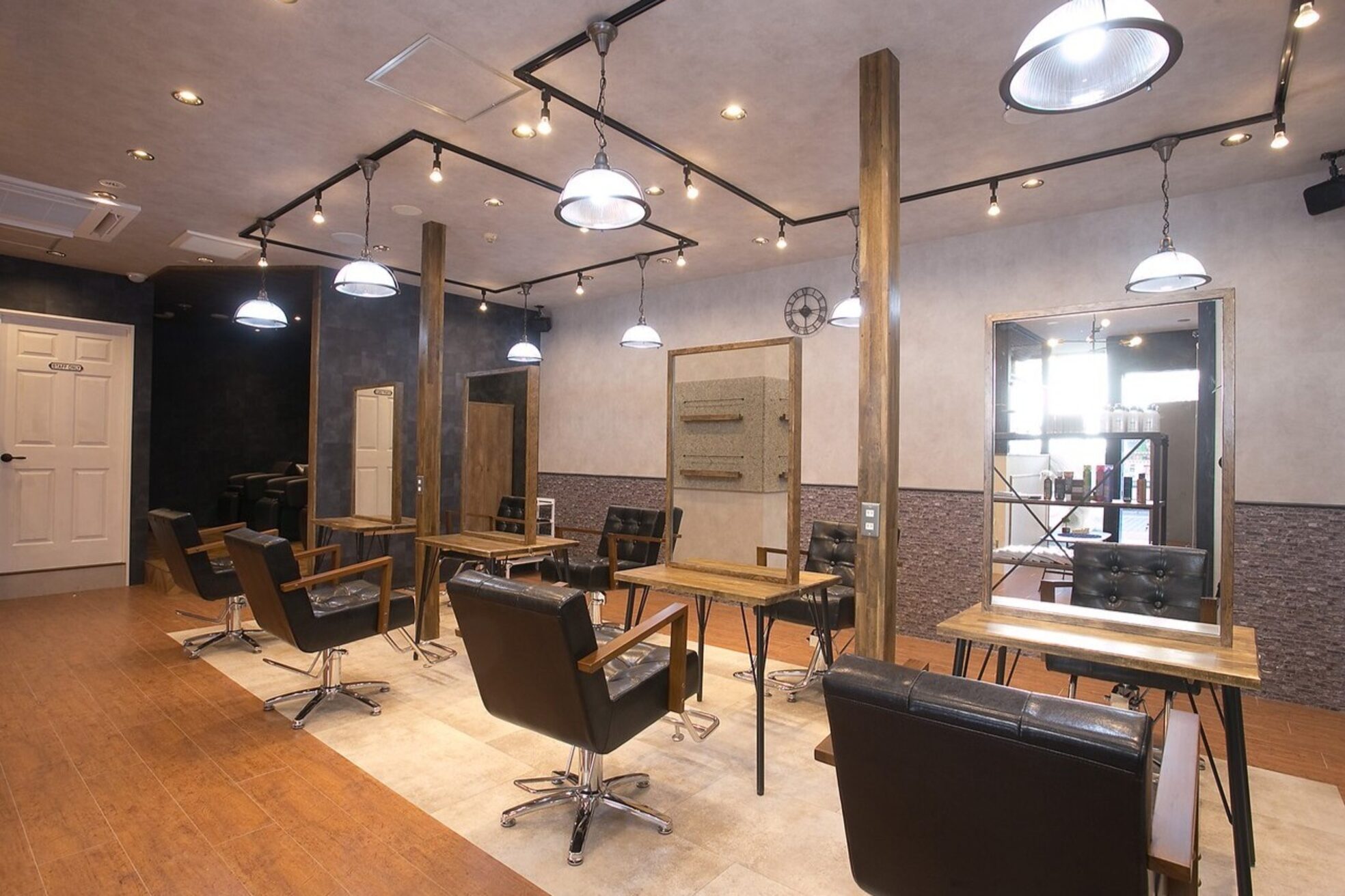 アグ ヘアー クレイン 宮崎店(Agu hair crane)4