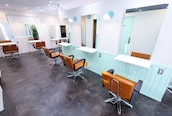 アグ ヘアー ロセス 小山駅東通り店(Agu hair rothes)