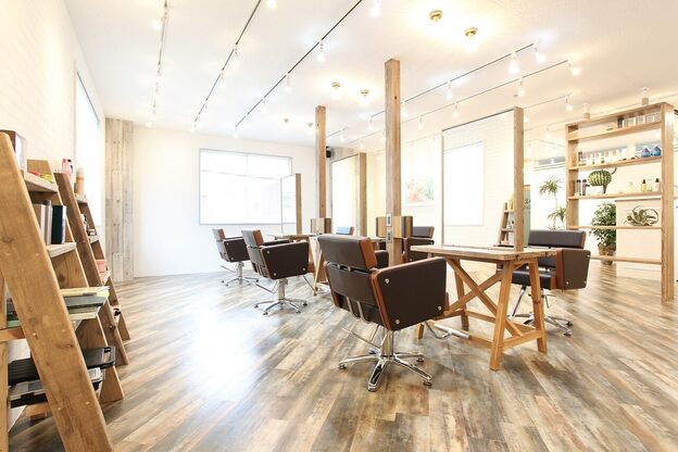 アグ ヘアー ラティ 獨協大学前店(Agu hair latti)1