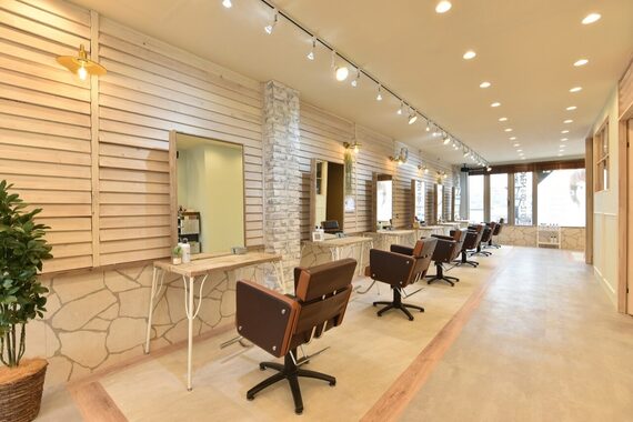 アグ ヘアー カイラ 白河店(Agu hair kaila)