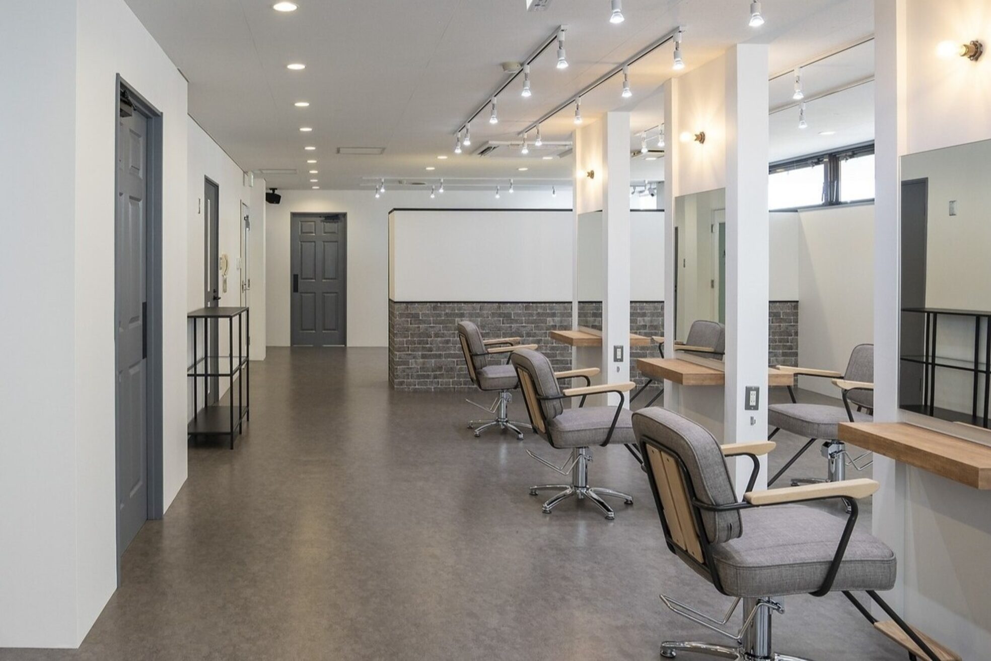 アグ ヘアー レンジ 佐野富岡店(Agu hair rangie)3
