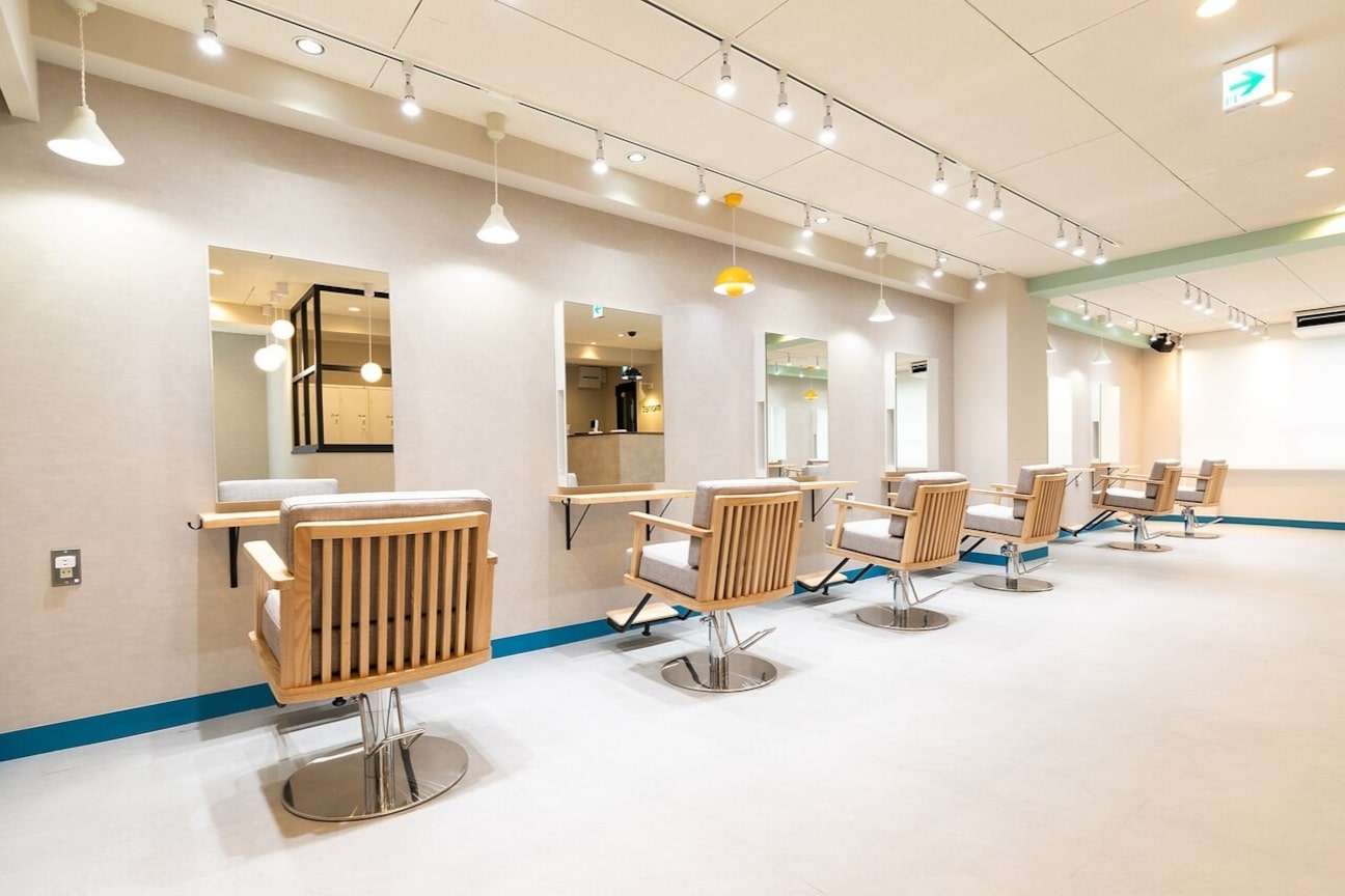 アグ ヘアー モネ 三鷹店(Agu hair monet)1