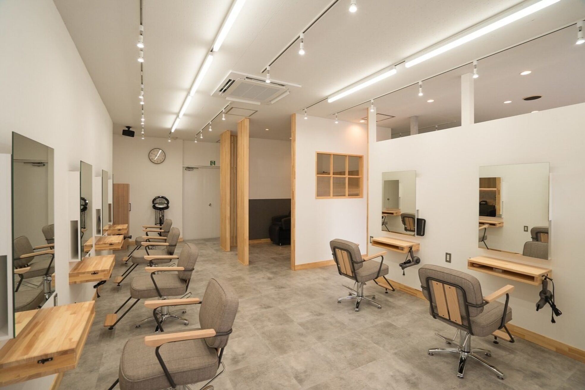 アグ ヘアー ルギン 日光店(Agu hair lgin)1