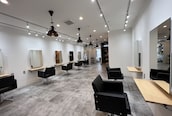 アグ ヘアー ミーナ 岩槻店(Agu hair mina)