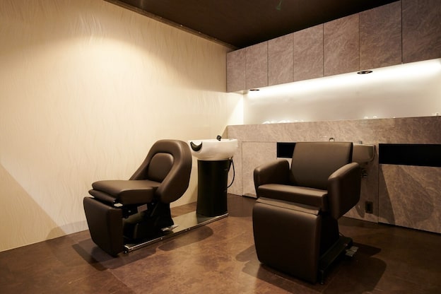 アグ ヘアー フェルディ 千歳烏山店(Agu hair ferdi)3