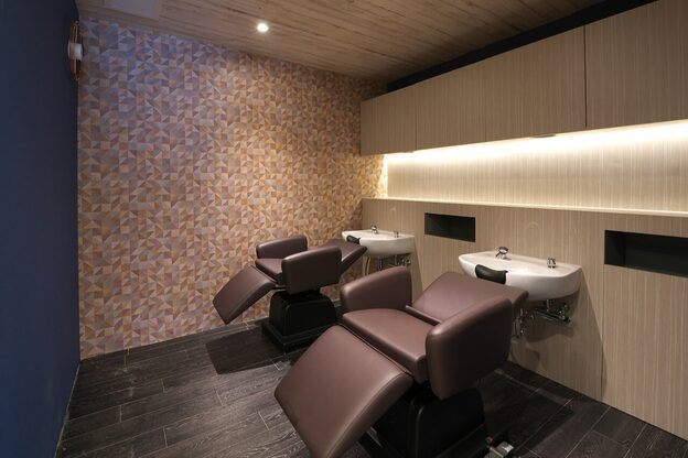 アグ ヘアー カーディナル 片町店(Agu hair cardinal)4