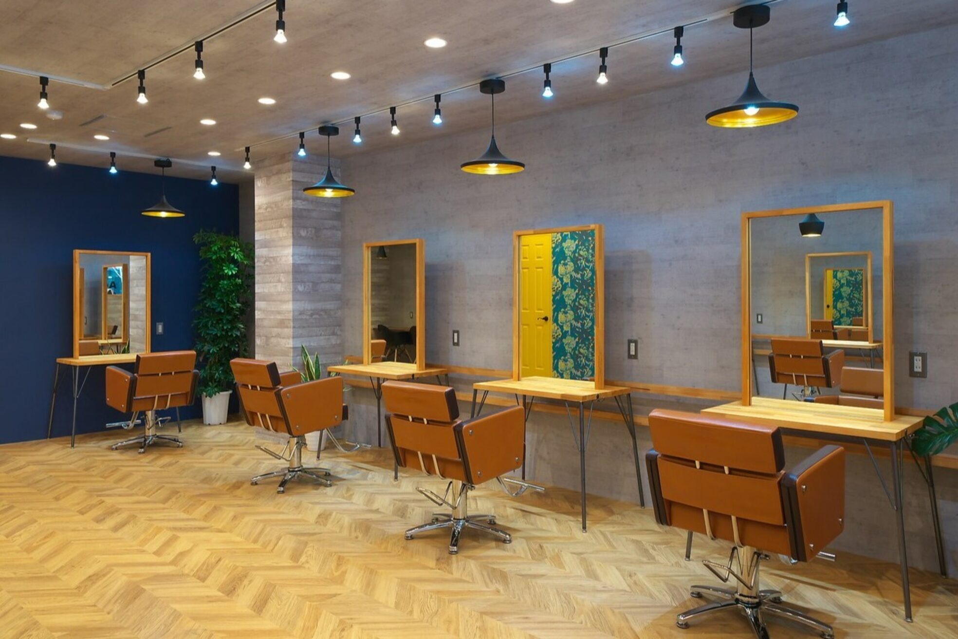 アグ ヘアー カーディナル 片町店(Agu hair cardinal)3