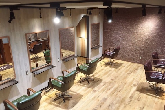 アグ ヘアー リッツ 秋田山王店(Agu hair ritz)