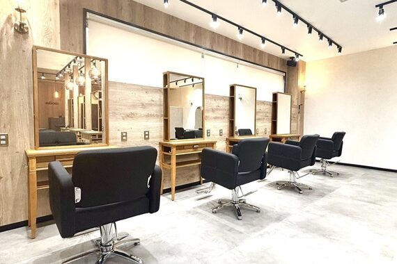 アグ ヘアー モイカ 新札幌駅前店(Agu hair moika)