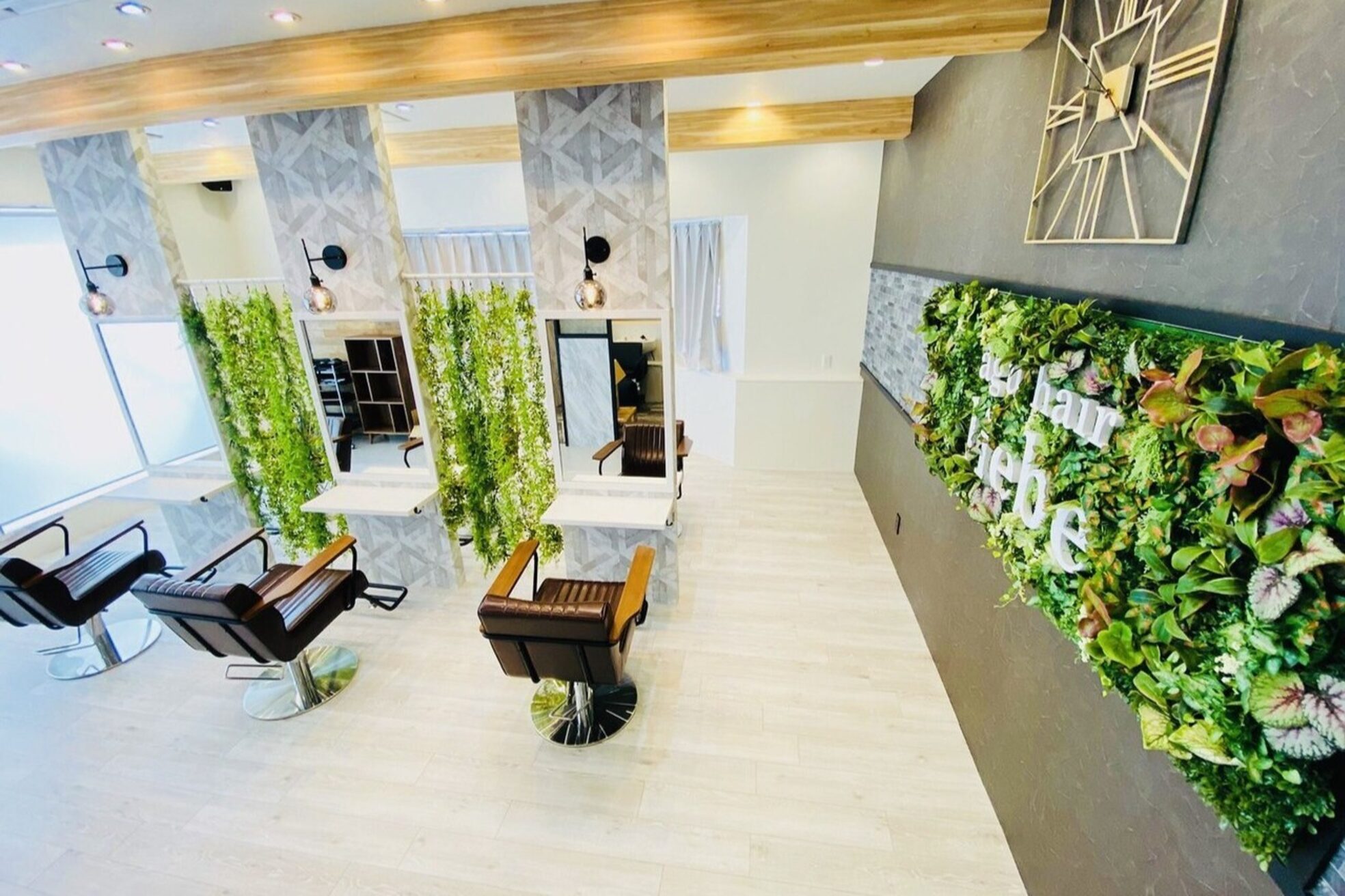 アグ ヘアー リーベ 広面店(Agu hair liebe)1