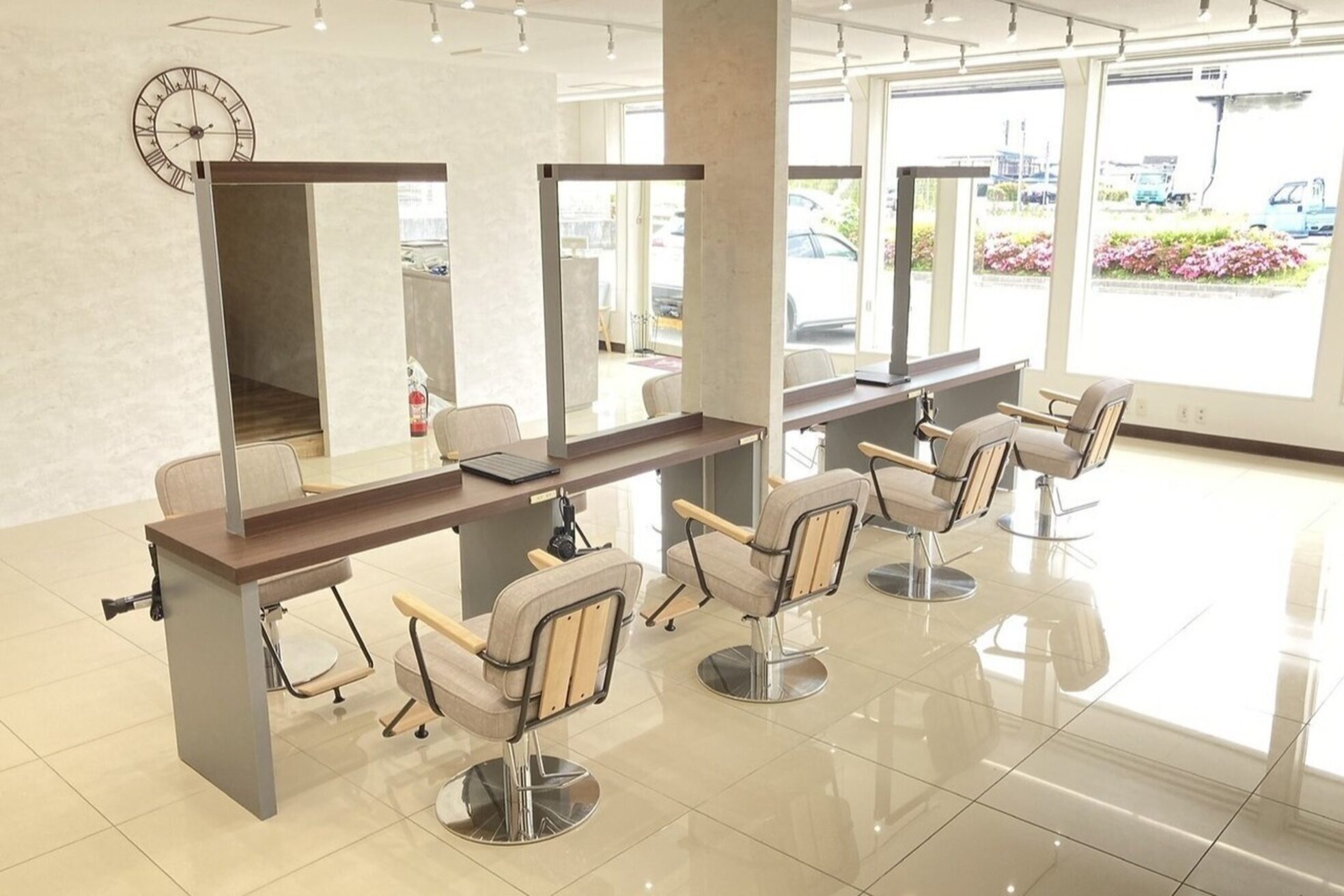 アグ ヘアー ラクエ 二戸店(Agu hair laque)1