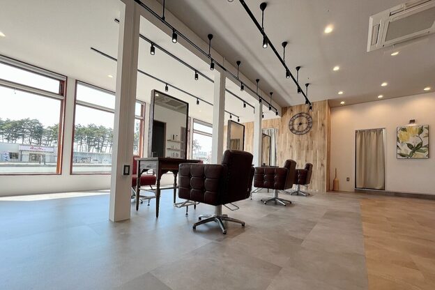 アグ ヘアー フォールズ 滝沢店(Agu hair falls)1