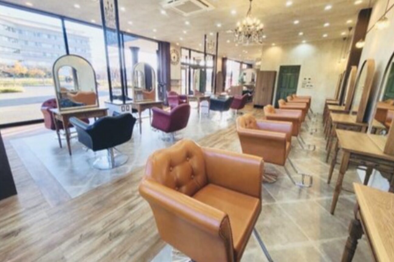 Agu. hair（株式会社　Ｐｕｚｚｌｅ）画像1