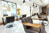 アグ ヘアー レイ 井尻店(Agu hair rei)
