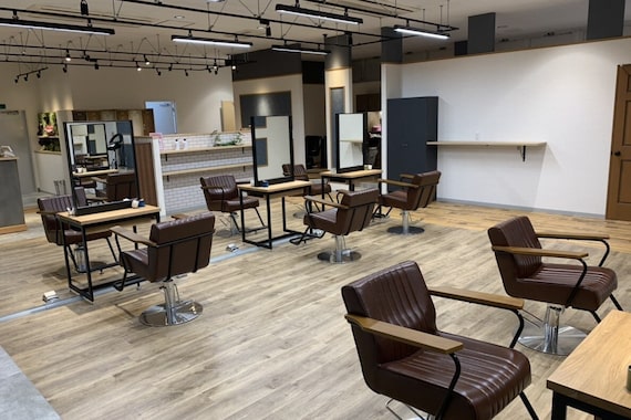 アグ ヘアー エクラ 津志田店(Agu hair eclat)