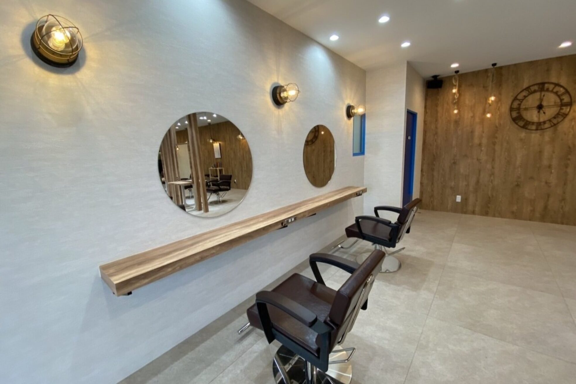アグ ヘアー ラキ 土崎店(Agu hair laki)1