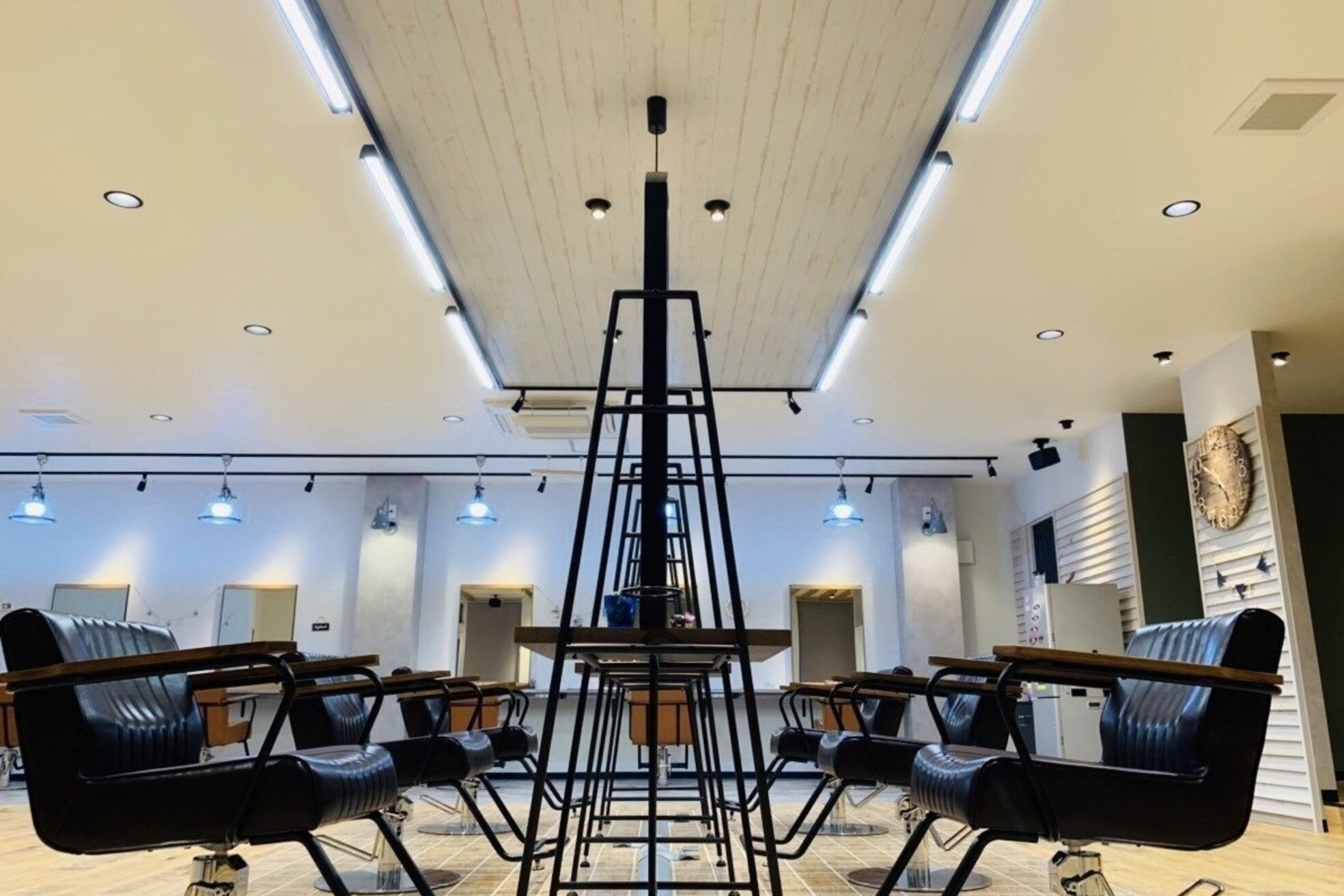 アグ ヘアー マハロ 矢巾店(Agu hair mahalo)1