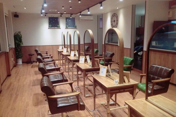 アグ ヘアー リアン 八戸店(Agu hair lien)