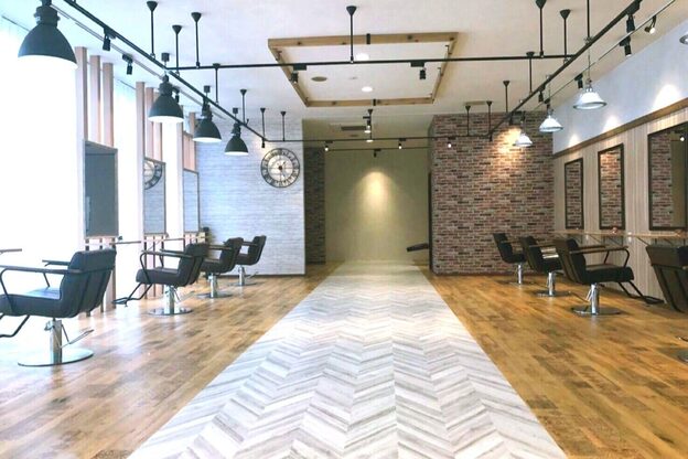 アグ ヘアー リーフ 湊高台店(Agu hair leaf)1