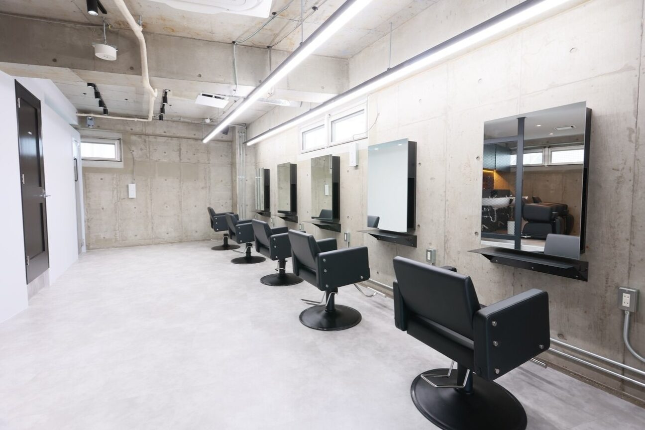 ファースト 用賀店(First)1