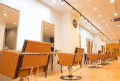 アグ ヘアー ジュエン 三島駅前店(Agu hair juen)