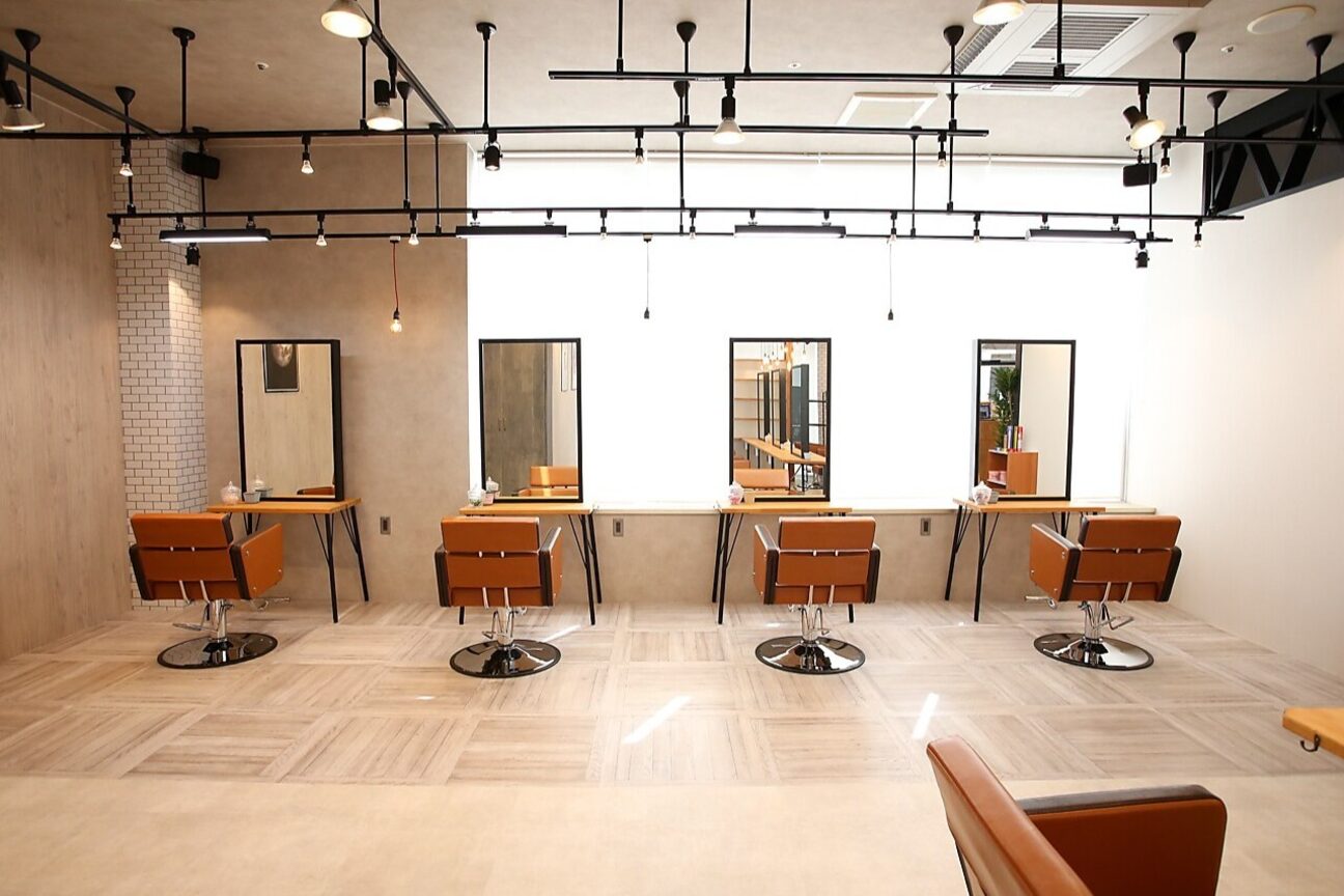 アグ ヘアー ラーク 三島本町タワー店(Agu hair lark)2