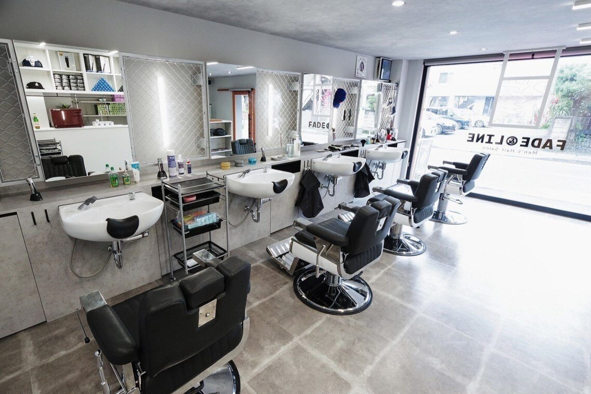 フェードアンドライン 沼津店(FADE&LINE)2