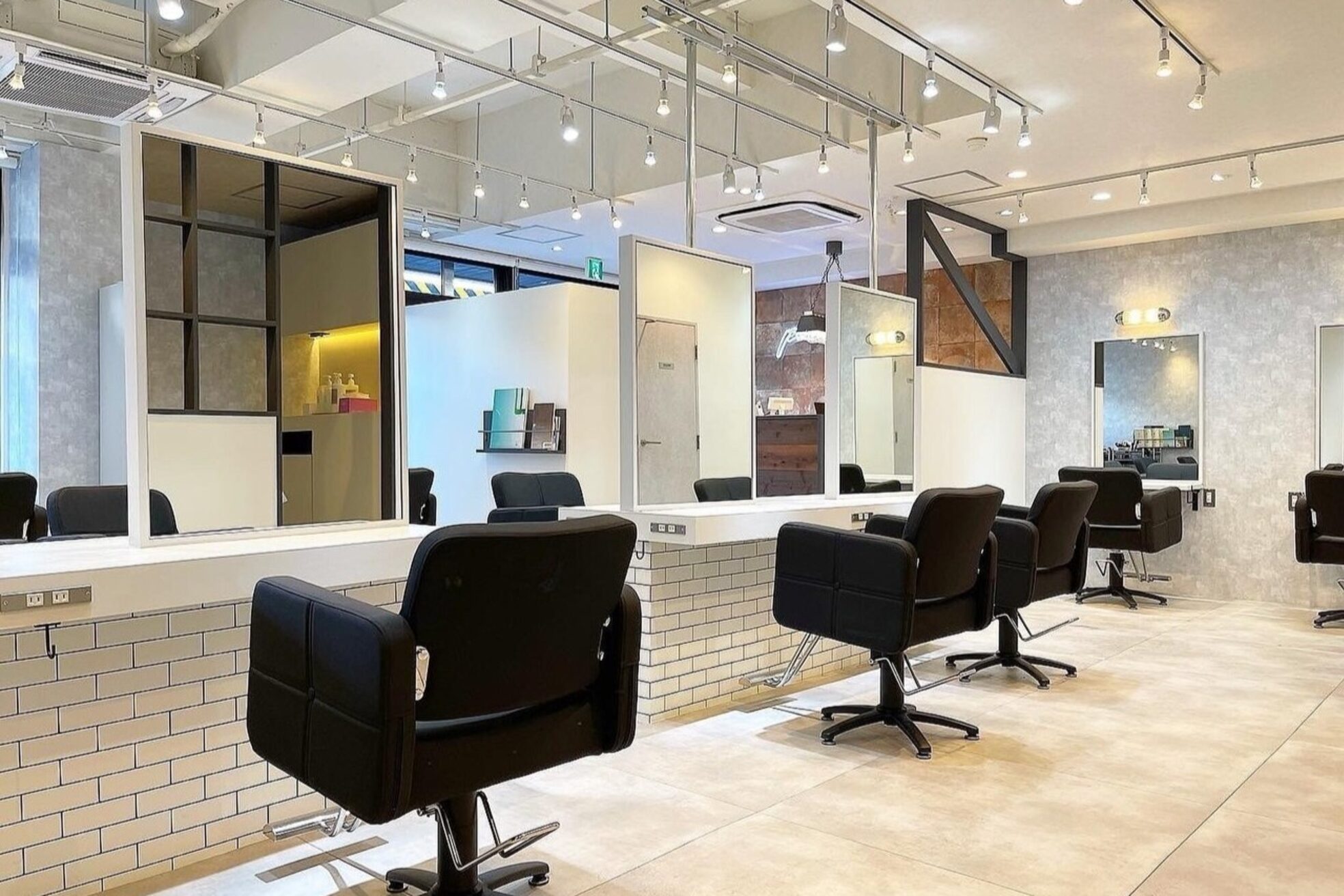アグ ヘアー ピノ 松戸店(Agu hair pino)1