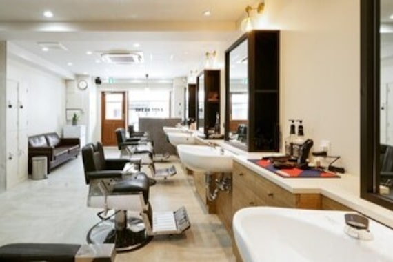 フェードアンドライン 辻堂店(FADE&LINE)