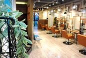 アグ ヘアー リーブル 高崎1号店(Agu hair livre)