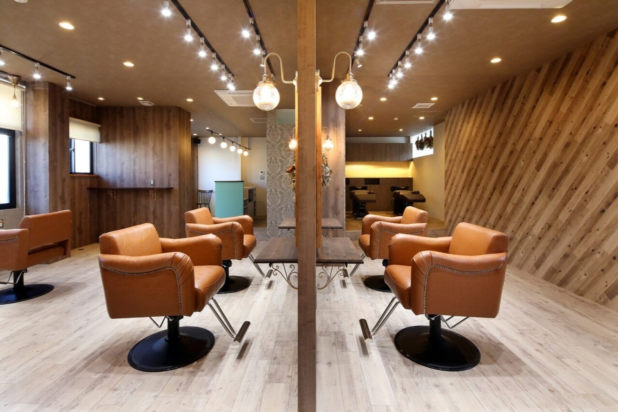 アグ ヘアー デューン 光の森店(Agu hair dune)4