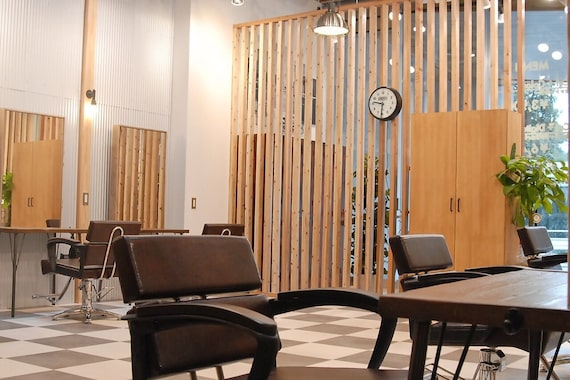 アグ ヘアー プリム 久留米2号店(Agu hair prime)