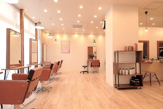 アグ ヘアー ライカ 安城店(Agu hair lycka)