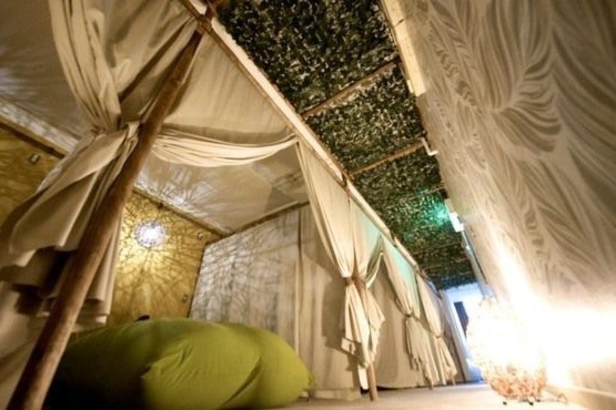 王様の昼寝 立川店1