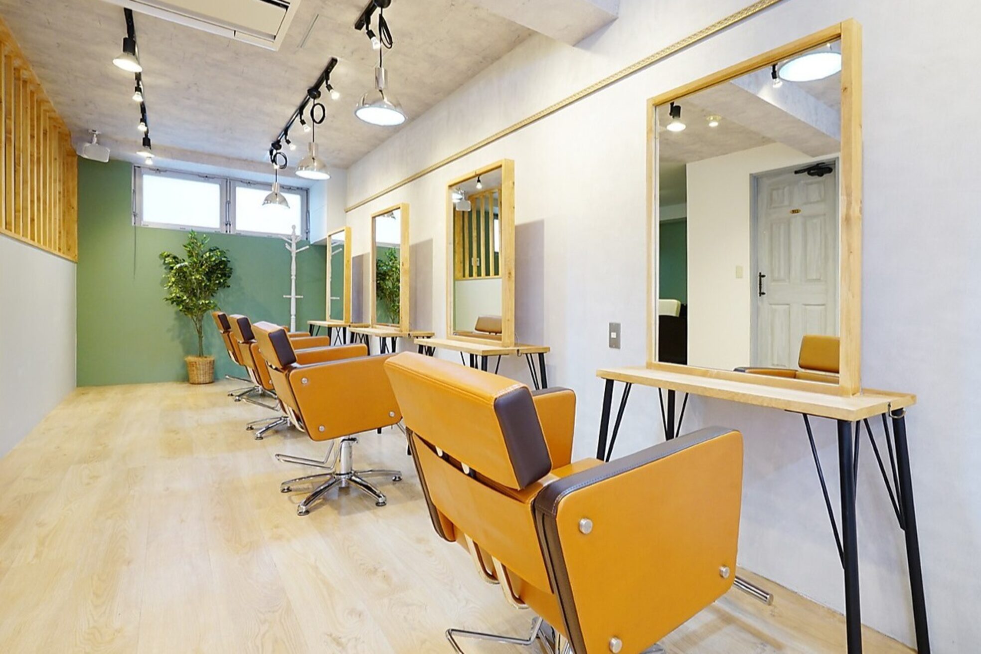 アグ ヘアー ソエル 鴻池新田店(Agu hair sowel)1