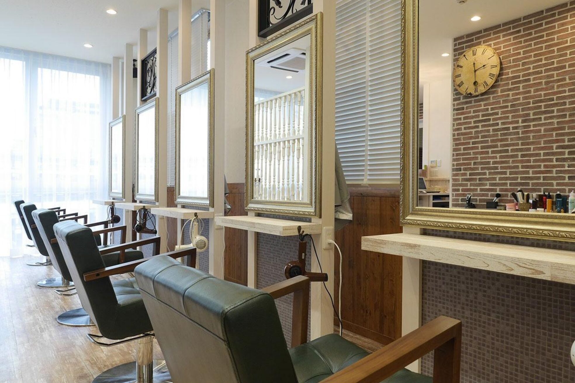 アグ ヘアー ルカ 四日市店(Agu hair luca)1