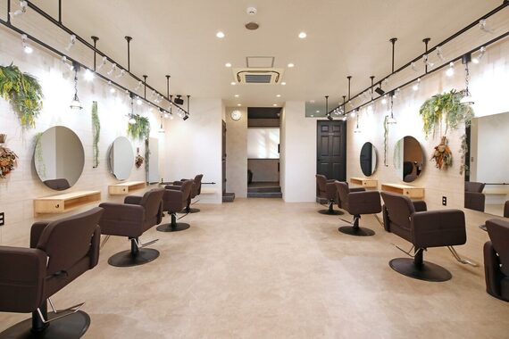 アグ ヘアー ルッチ 山鹿店(Agu hair rucci)