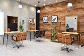 アグ ヘアー リボーン 新発田店(Agu hair reborn)