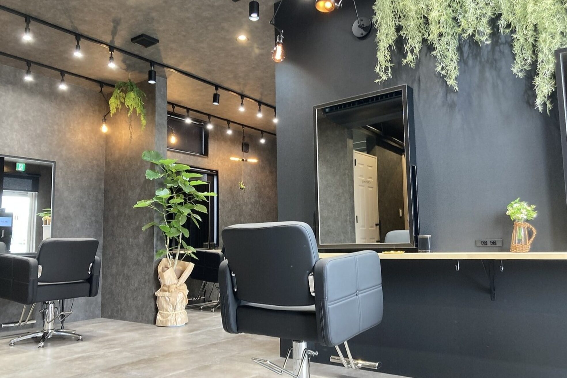 アグ ヘアー ライズ 野洲店(Agu hair rise)1