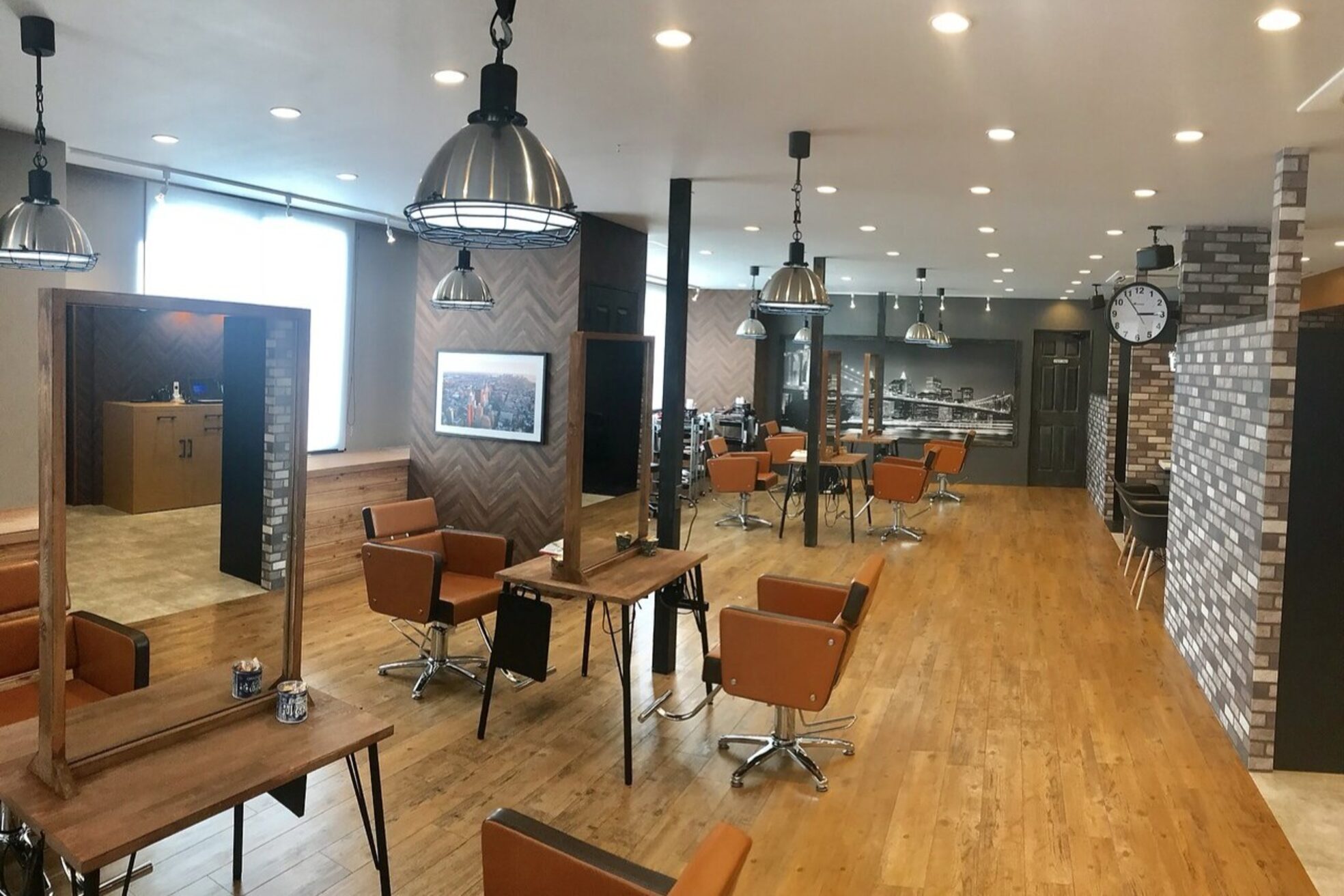 アグ ヘアー スリール 岡山下中野店(Agu hair sourire)1