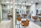 アグ ヘアー シルエ 和泉府中店(Agu hair silje)