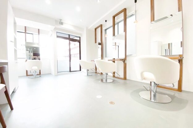 アグ ヘアー ヘルム 市川駅前店(Agu hair helm)1