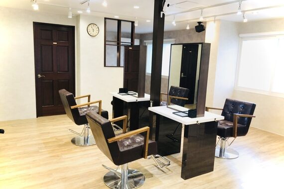 アグ ヘアー アーバン 札幌月寒店(Agu hair urban)