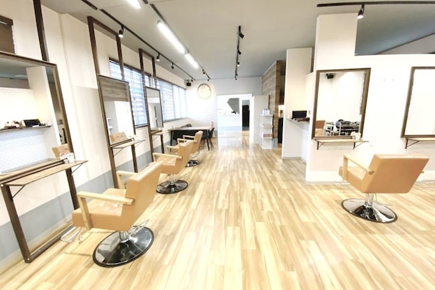 アグ ヘアー エディ 酒田店(Agu hair eddy)1