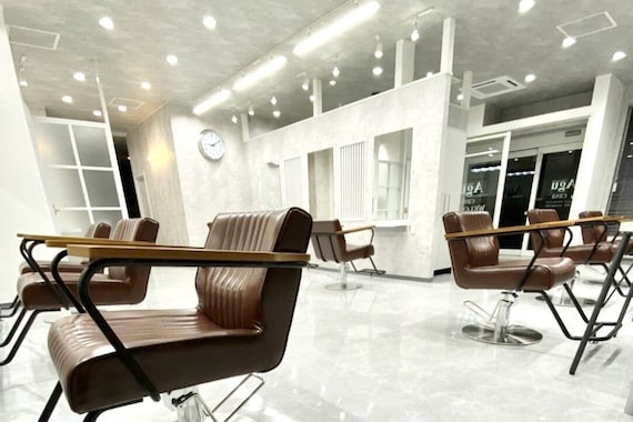 アグ ヘアー オーバー 室蘭店(Agu hair over)