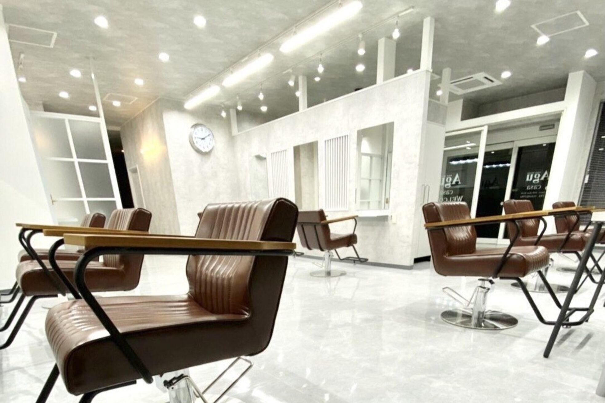 アグ ヘアー オーバー 室蘭店(Agu hair over)1