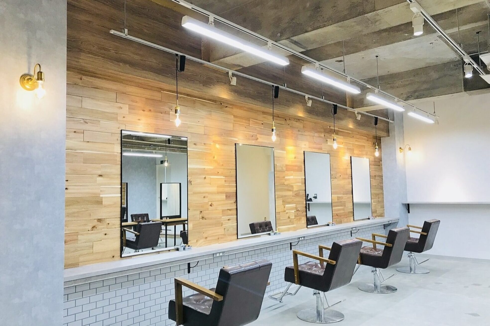 アグ ヘアー ヘイル 中山台店(Agu hair hail)1