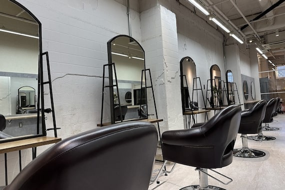 コードライン 江俣店(CODE.LINE)